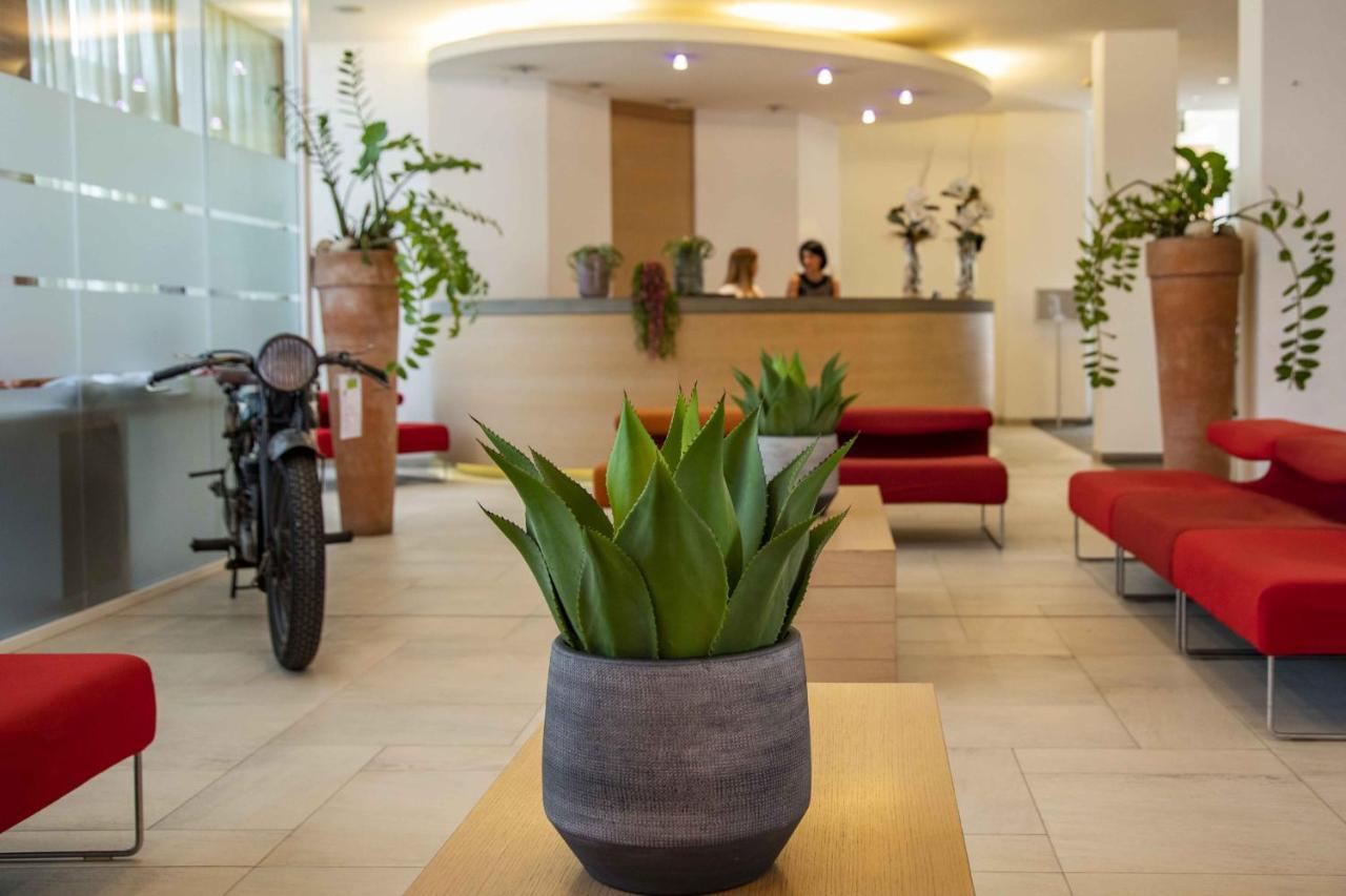 Remilia Hotel 4*