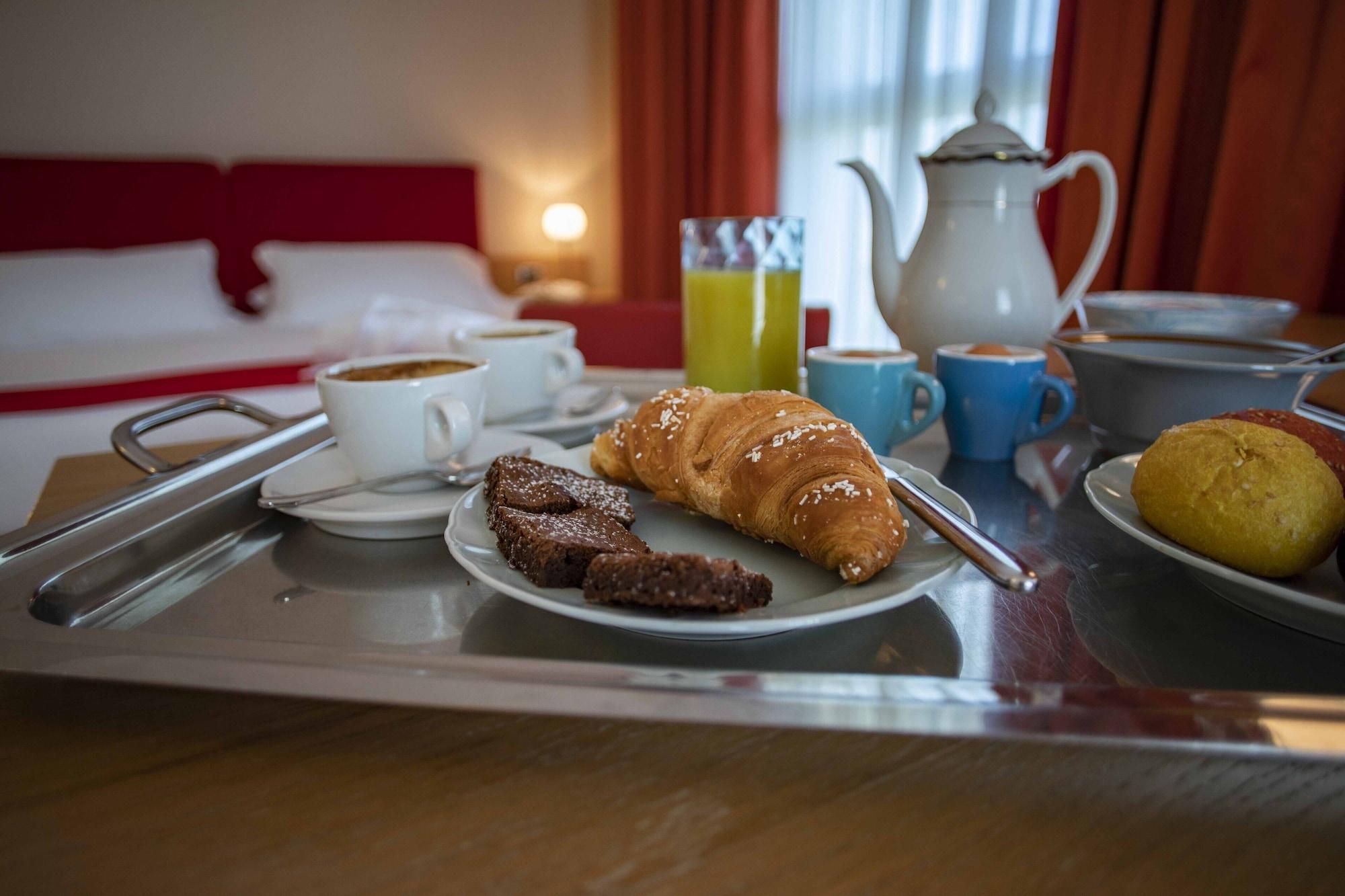 Remilia Hotel 4*
