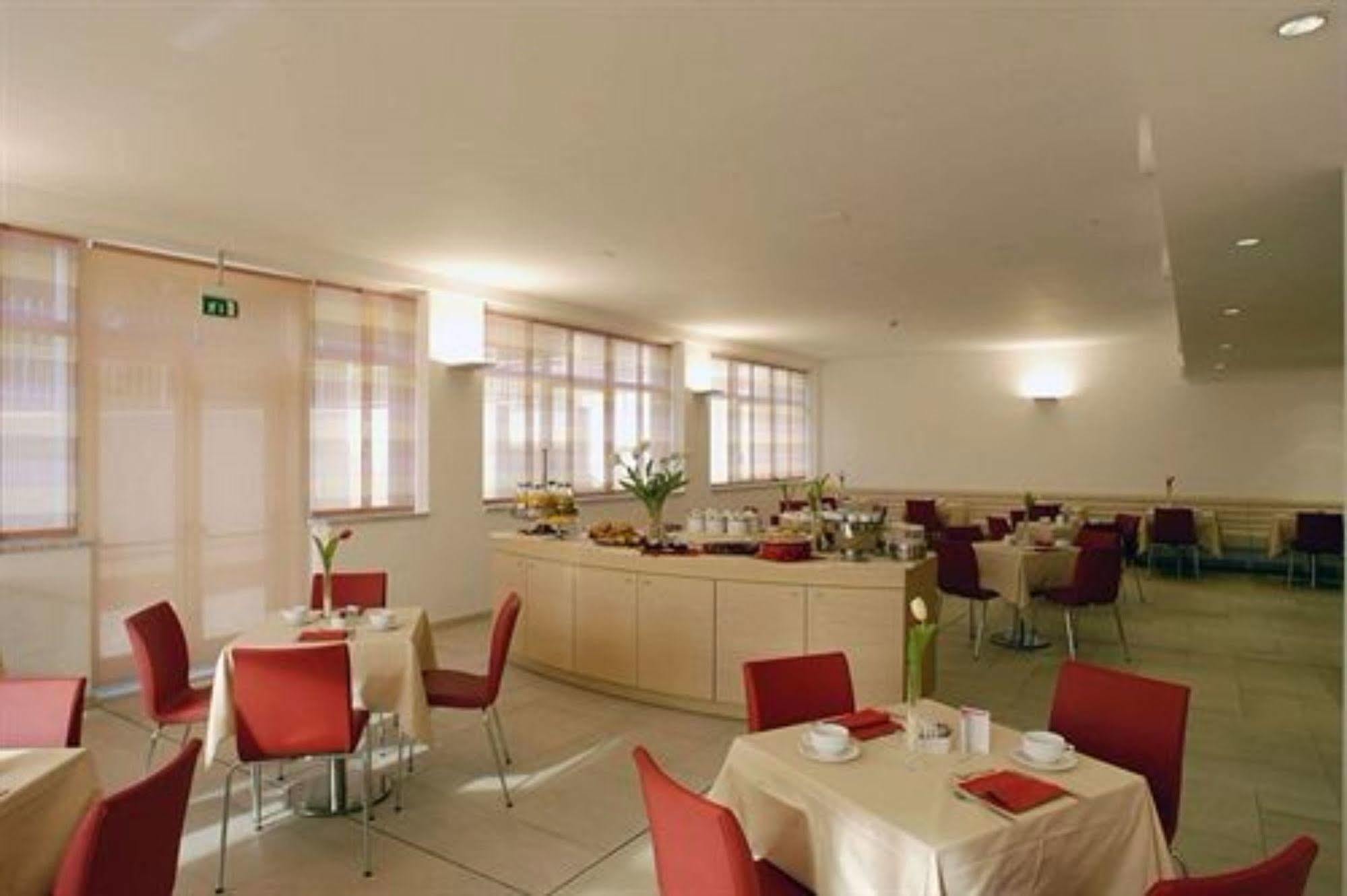 Hotel Remilia